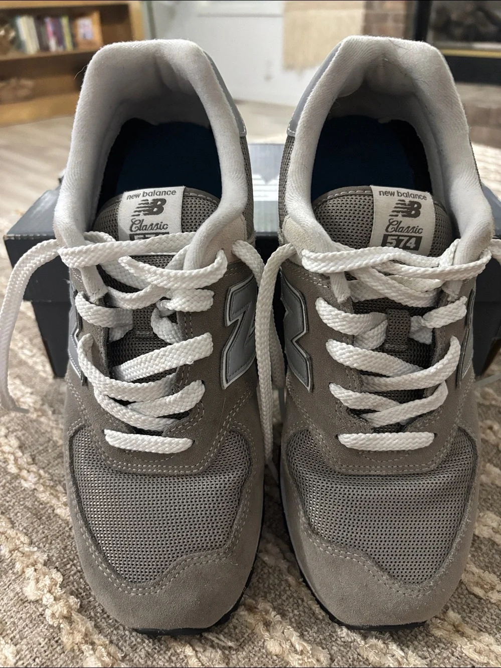 New Balance 574 Gray and White Lace-Up Sneakers Women’s size 8.5/9